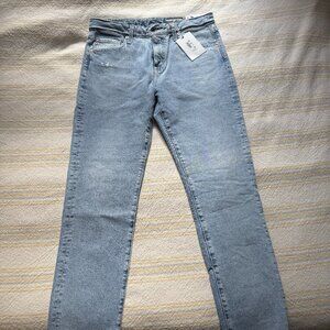 NWT AG Ex Boyfriend Slouchy Slim Jeans